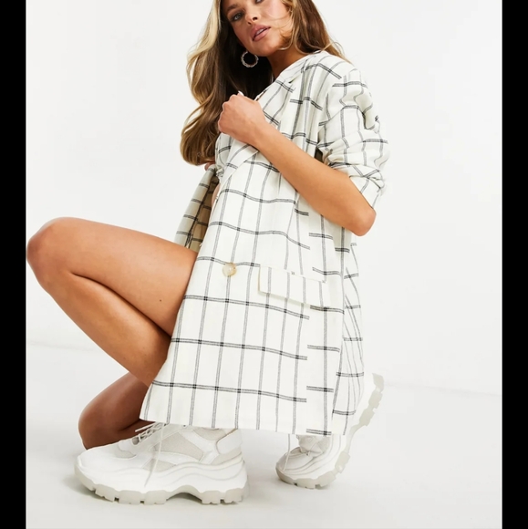 NWOT Asos Cotton and Linen White Grid Oversized Blazer - Picture 3 of 14